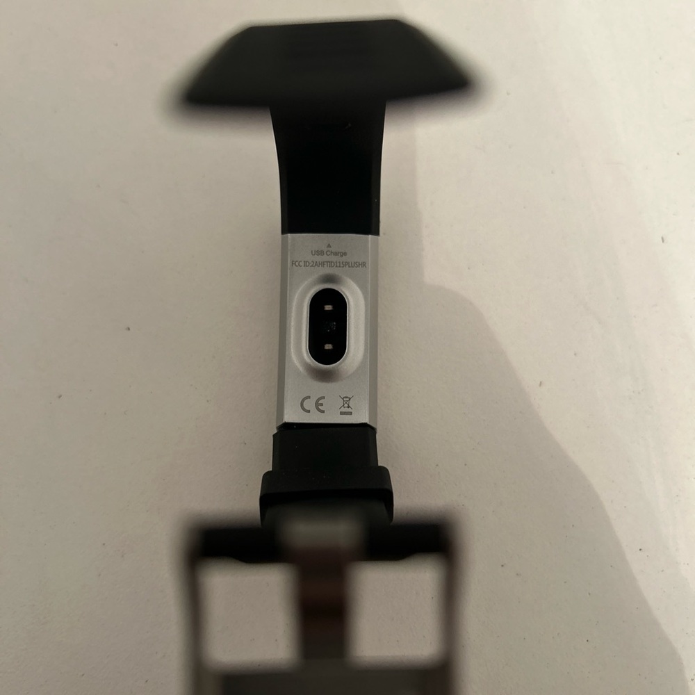 Fit Bit - Picture 3 of 4